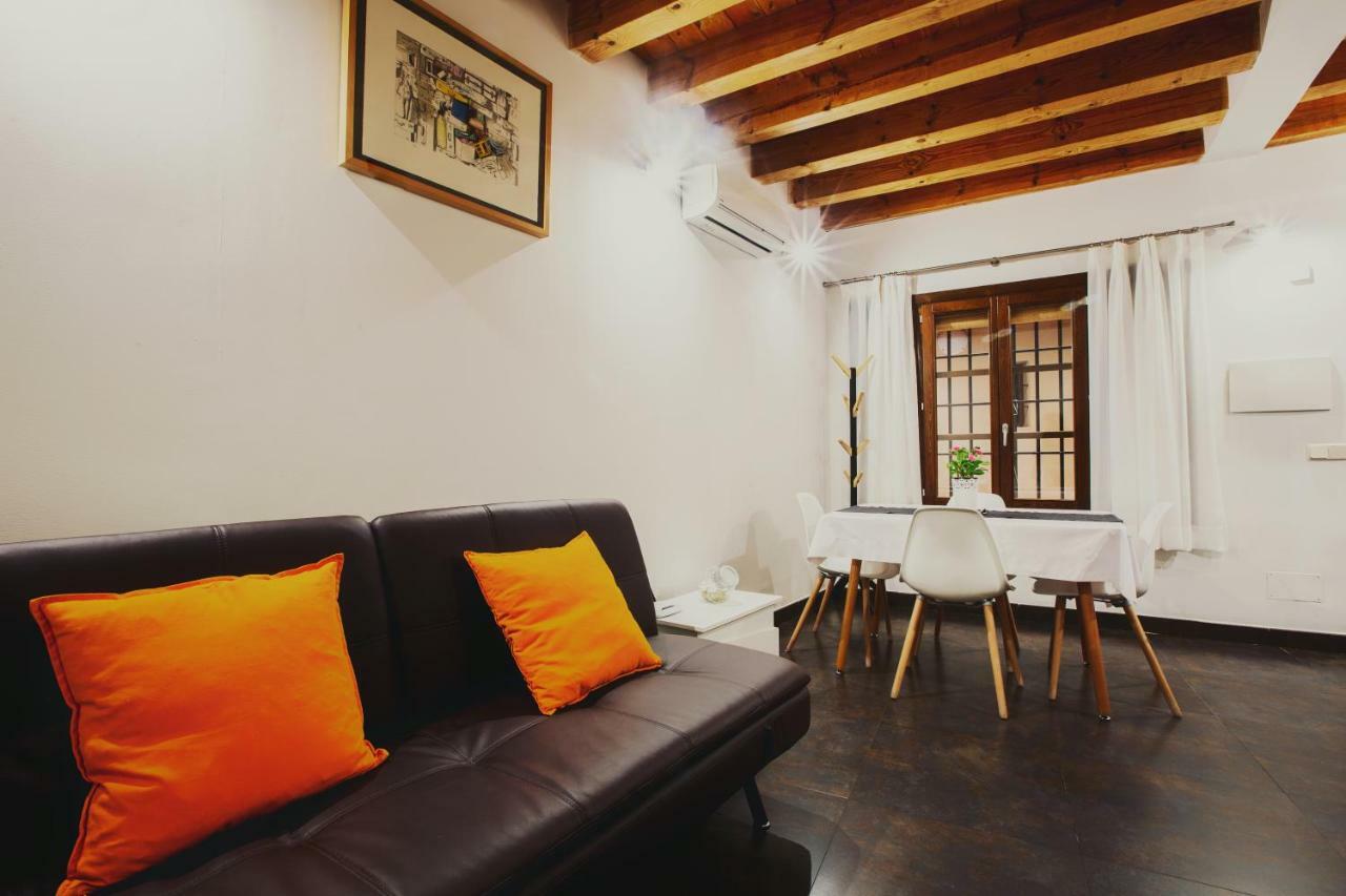 Duplex En La Juderia De Toledo Apartment Exterior foto